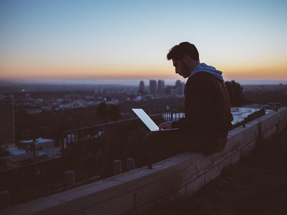 European Startups Eye 'Nomad Citizen' Model as Alternative to Traditional Welfare Frameworks
