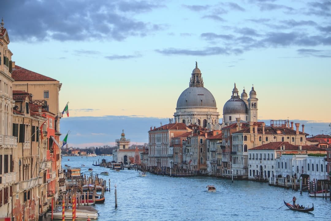 Venice Moves to Regulate Day Visitors as Italian Cities Rethink Mass Tourism